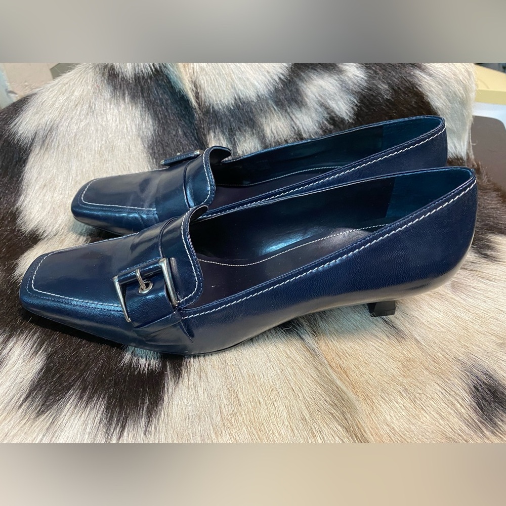 Michelle D | Women’s Leather Jet Blue Kitten Heels